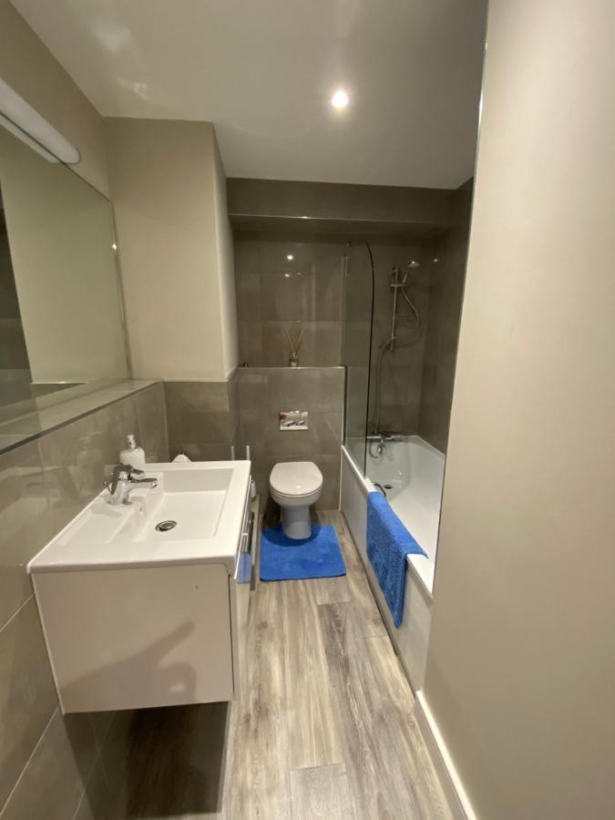 Marie'S Serviced Apartment 1 Bed Citystay, Parking Bedford Ngoại thất bức ảnh
